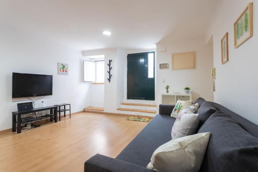 Apartment My Little Garden Lissabon